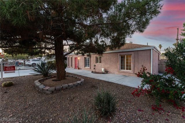 1905 Franklin Avenue, Las Vegas, NV 89104