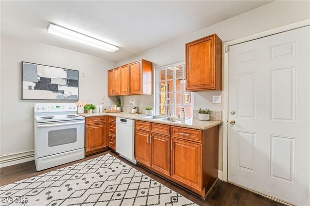 1905 Franklin Avenue, Las Vegas, NV 89104