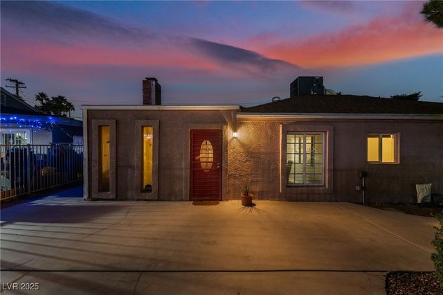 1905 Franklin Avenue, Las Vegas, NV 89104