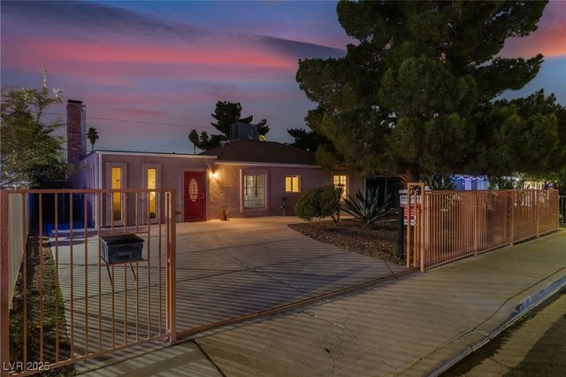 1905 Franklin Avenue, Las Vegas, NV 89104