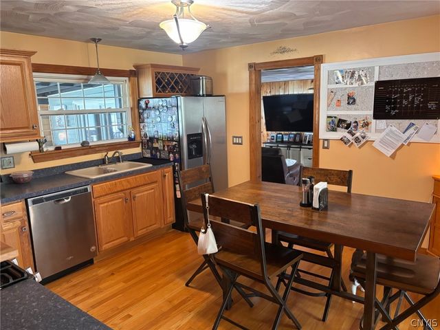 205 Hillside Drive, Whitestown, NY 13424