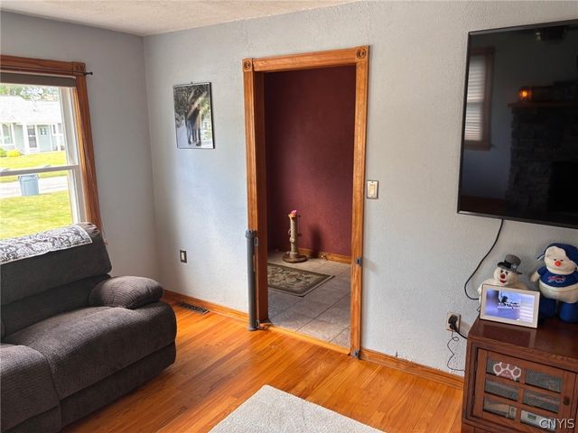 205 Hillside Drive, Whitestown, NY 13424