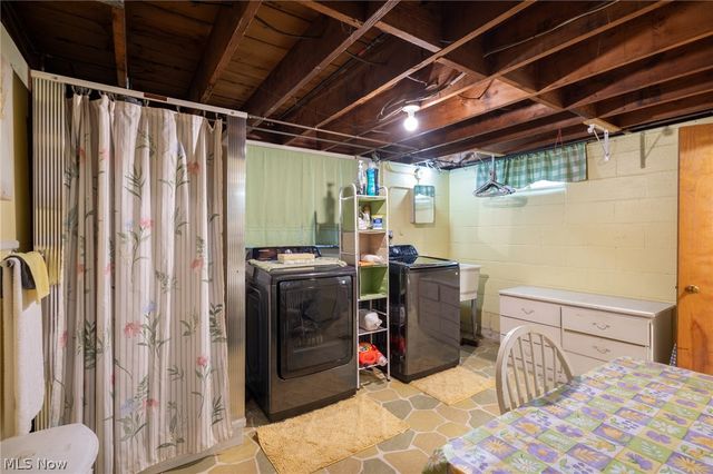 6445 Lake Avenue, Elyria, OH 44035