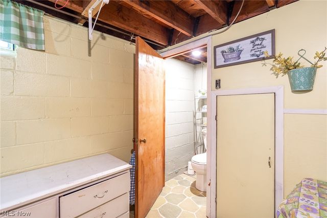 6445 Lake Avenue, Elyria, OH 44035