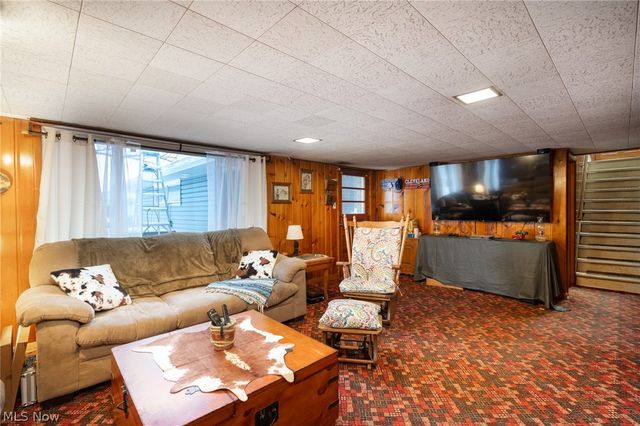 6445 Lake Avenue, Elyria, OH 44035