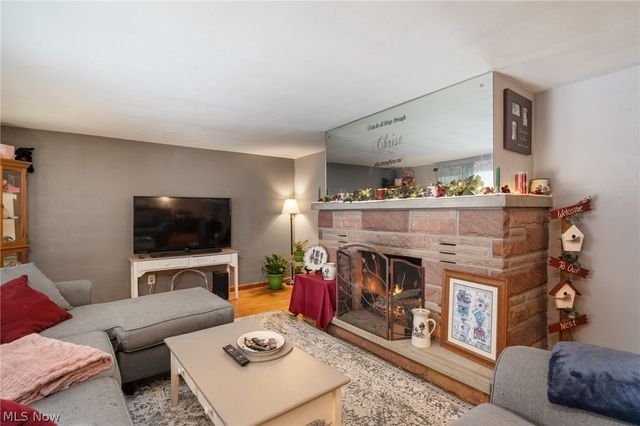 6445 Lake Avenue, Elyria, OH 44035