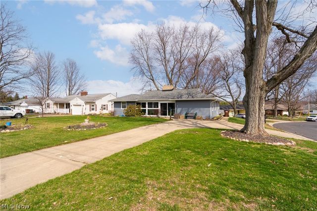 6445 Lake Avenue, Elyria, OH 44035