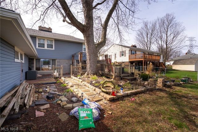 6445 Lake Avenue, Elyria, OH 44035