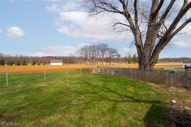 6445 Lake Avenue, Elyria, OH 44035