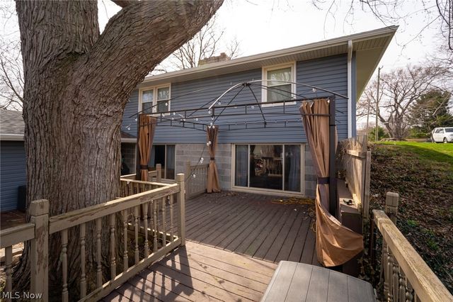 6445 Lake Avenue, Elyria, OH 44035