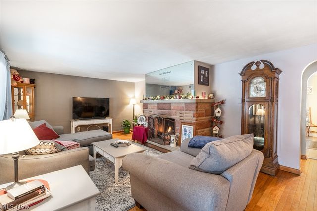 6445 Lake Avenue, Elyria, OH 44035