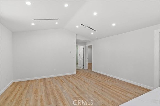 8401 Kester, Panorama City (los Angeles), CA 91402