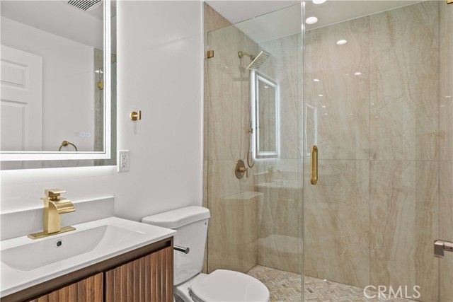 8401 Kester, Panorama City (los Angeles), CA 91402