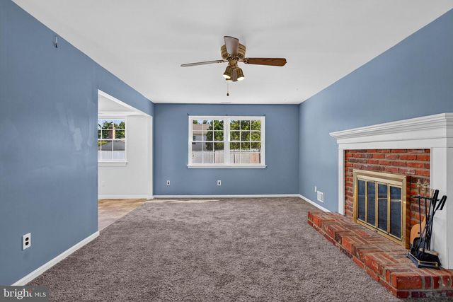 15 UTICA RD, Marlton, NJ 08053