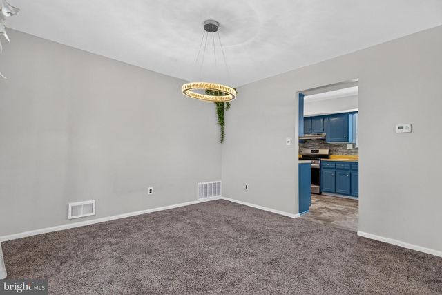 15 UTICA RD, Marlton, NJ 08053
