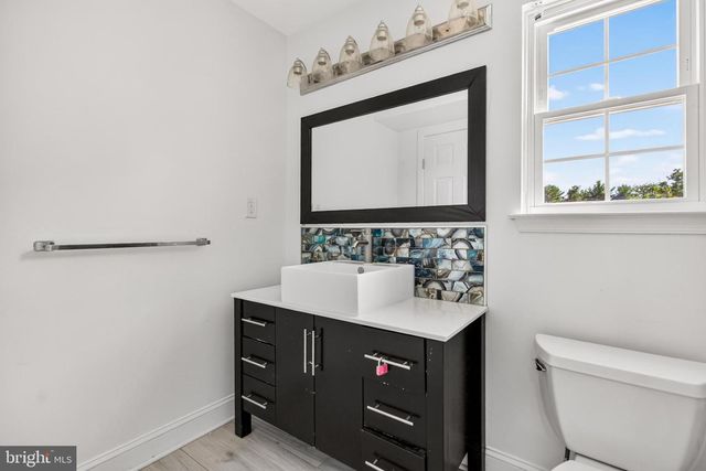 15 UTICA RD, Marlton, NJ 08053