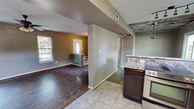 128 Edsyl ST, Newport News, VA 23602