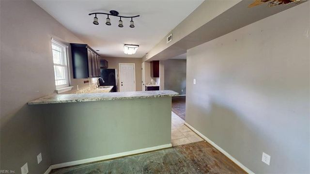 128 Edsyl ST, Newport News, VA 23602