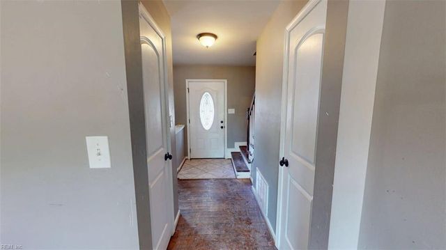 128 Edsyl ST, Newport News, VA 23602