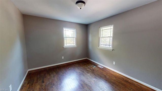 128 Edsyl ST, Newport News, VA 23602