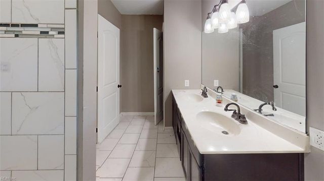 128 Edsyl ST, Newport News, VA 23602