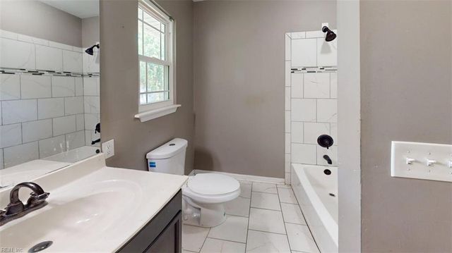 128 Edsyl ST, Newport News, VA 23602