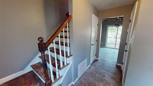 128 Edsyl ST, Newport News, VA 23602