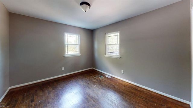 128 Edsyl ST, Newport News, VA 23602