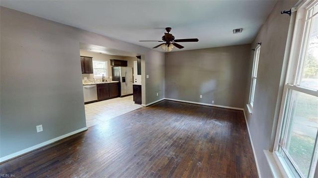 128 Edsyl ST, Newport News, VA 23602