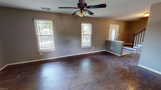 128 Edsyl ST, Newport News, VA 23602