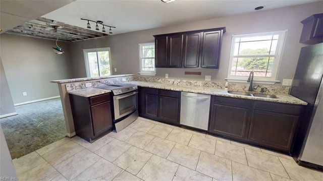 128 Edsyl ST, Newport News, VA 23602