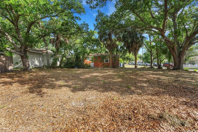 2715 5TH STREET S, St Petersburg, FL 33705