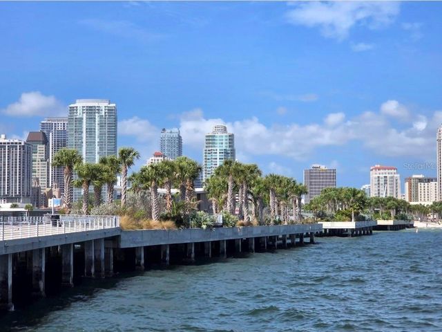 2715 5TH STREET S, St Petersburg, FL 33705
