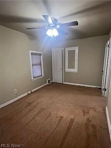 15511 Delrey Avenue, Cleveland, OH 44128