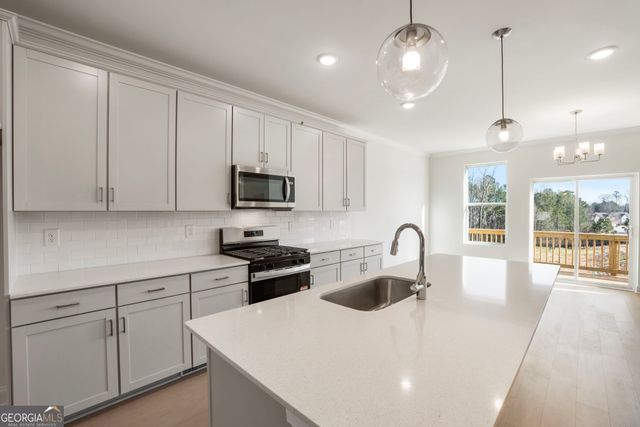 624 Oakleaf Grove Lane, Sugar Hill, GA 30518