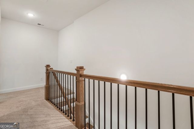 624 Oakleaf Grove Lane, Sugar Hill, GA 30518