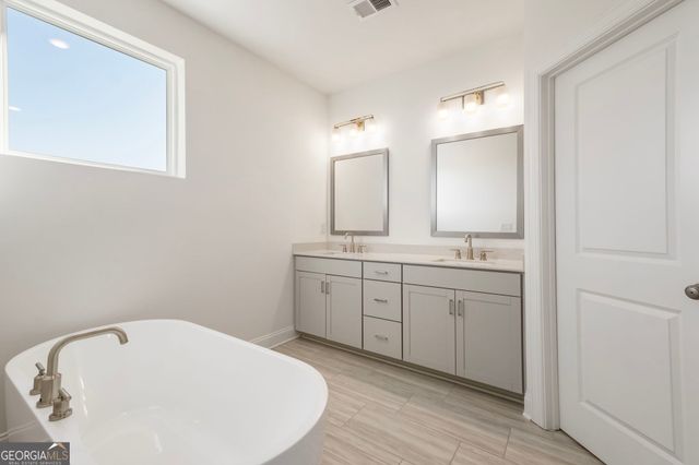 624 Oakleaf Grove Lane, Sugar Hill, GA 30518