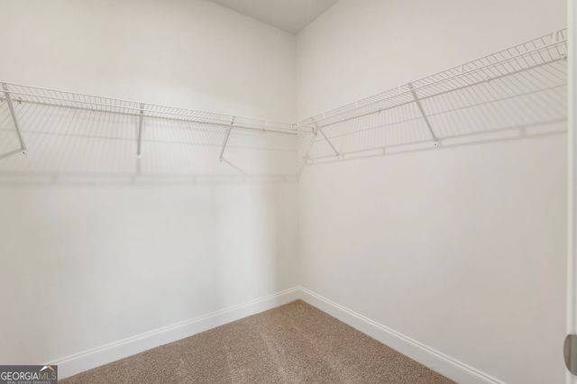 624 Oakleaf Grove Lane, Sugar Hill, GA 30518