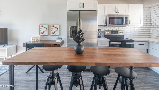 4600 N 68TH Street 326, Scottsdale, AZ 85251