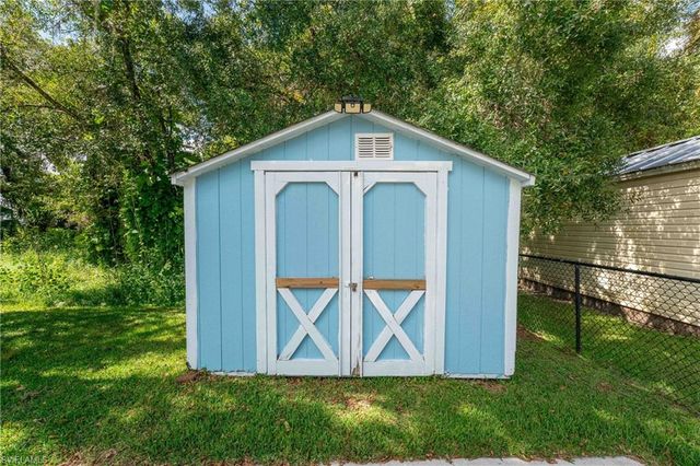 1076 Park DR, Labelle, FL 33935