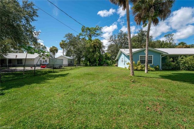 1076 Park DR, Labelle, FL 33935