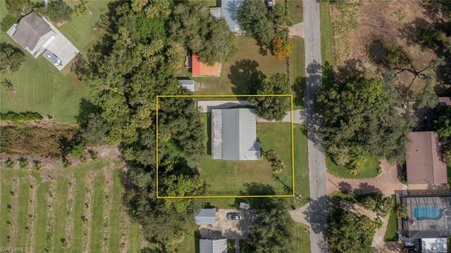 1076 Park DR, Labelle, FL 33935