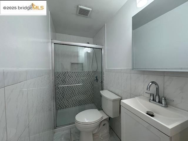 916 W 4Th St, Antioch, CA 94509