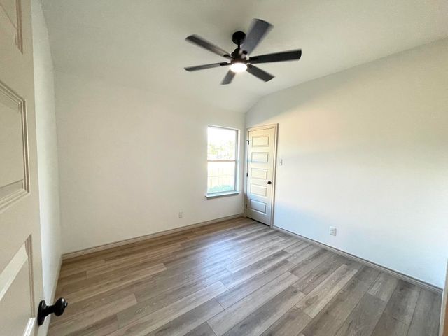 13 E 28th Street, San Angelo, TX 76903