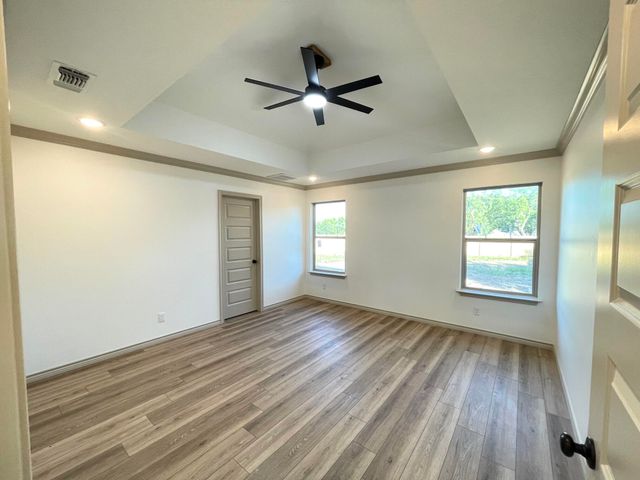 13 E 28th Street, San Angelo, TX 76903