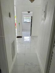 7101 SW 89th Court 104, Miami, FL 33173
