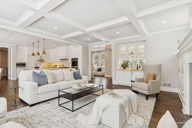 15710 Highwood Drive, Minnetonka, MN 55345