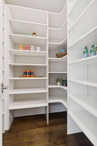 15710 Highwood Drive, Minnetonka, MN 55345