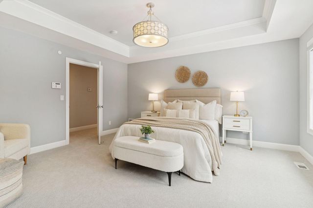 15710 Highwood Drive, Minnetonka, MN 55345