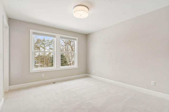 15710 Highwood Drive, Minnetonka, MN 55345